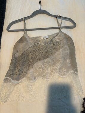 Wilfred 100% silk Floral Lace-Trim Camisole — Light Gray